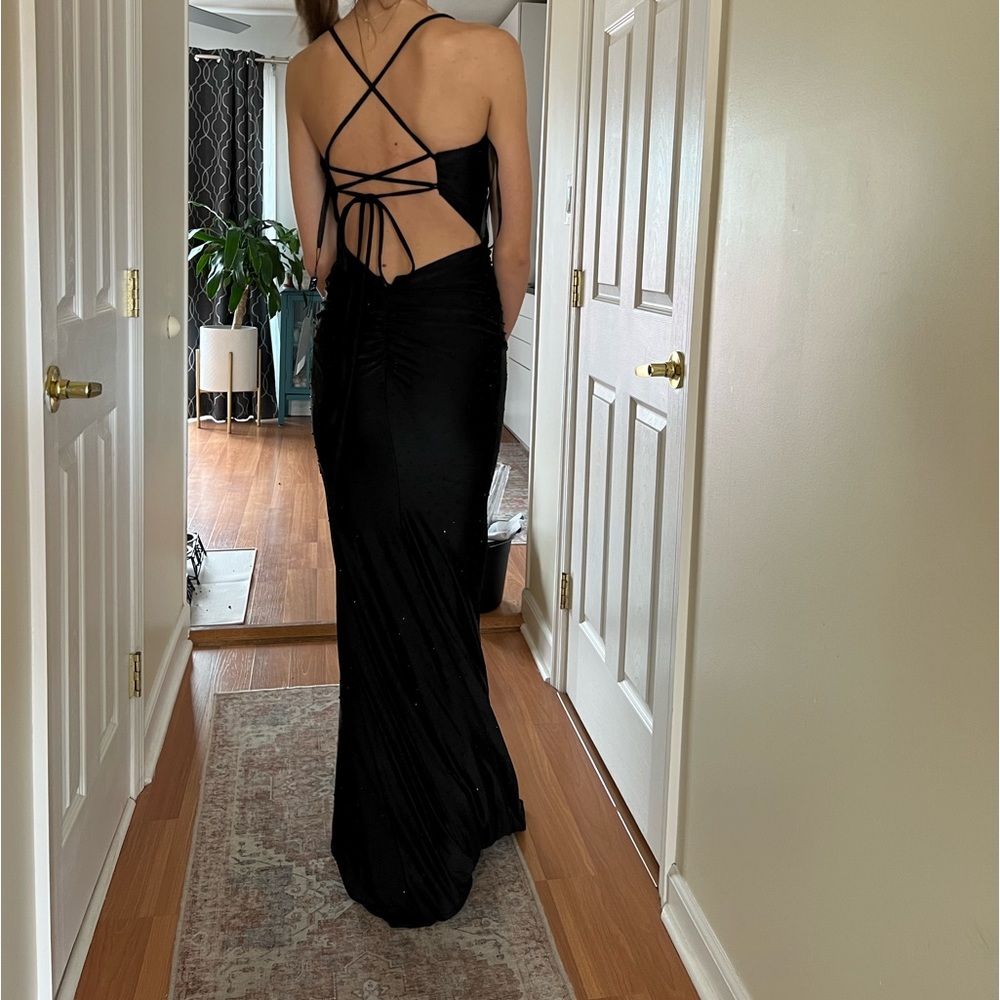 PROM DRESS - Picture 4 of 4
